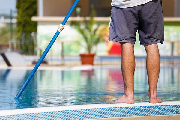 Pool Contractor in South Euclid performing professional pool servicing and water maintenance